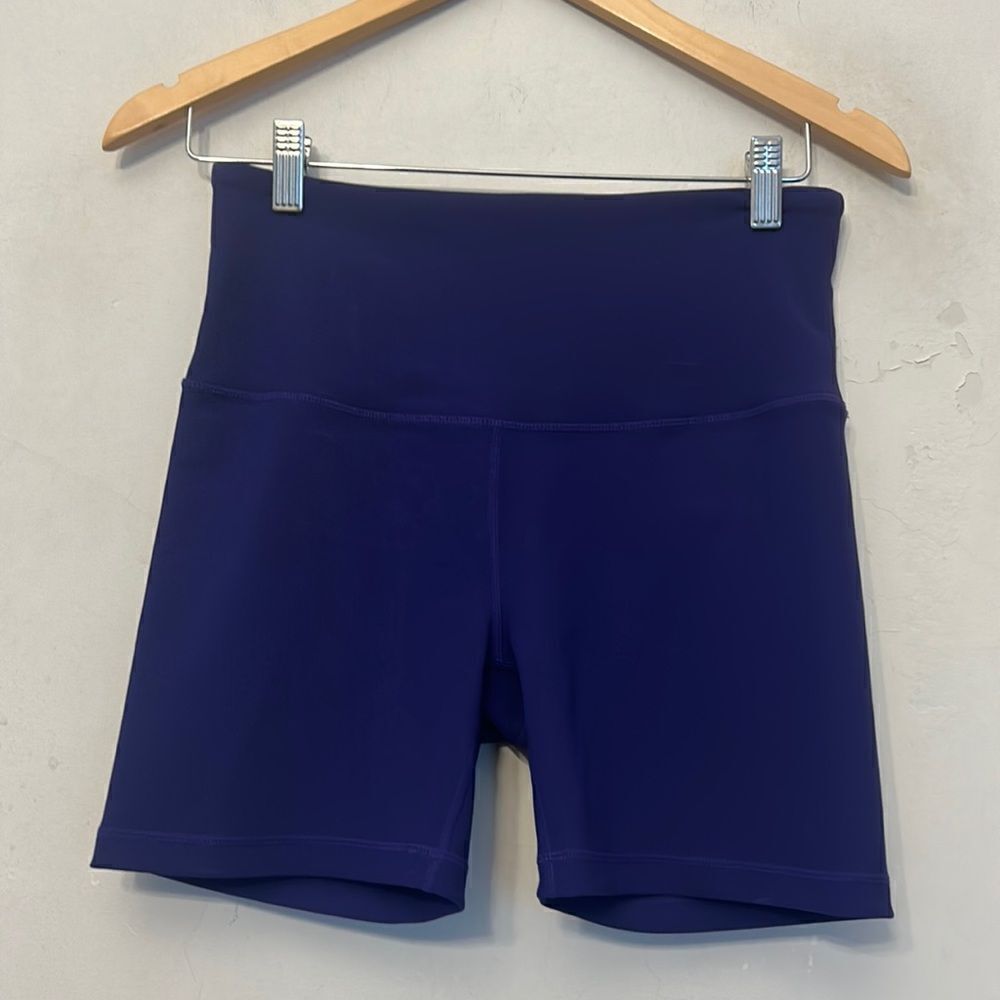 Zella purple workout shorts Size M NWOT
